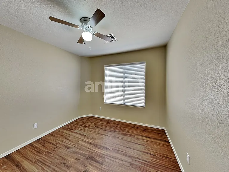 25788 W Nancy Ln — Photo 8