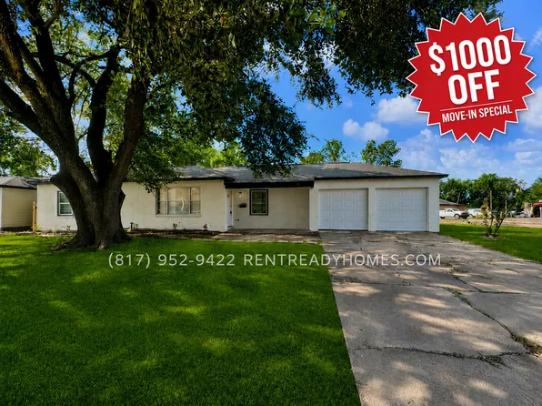 1621 Locust St, Pasadena, TX 77502
