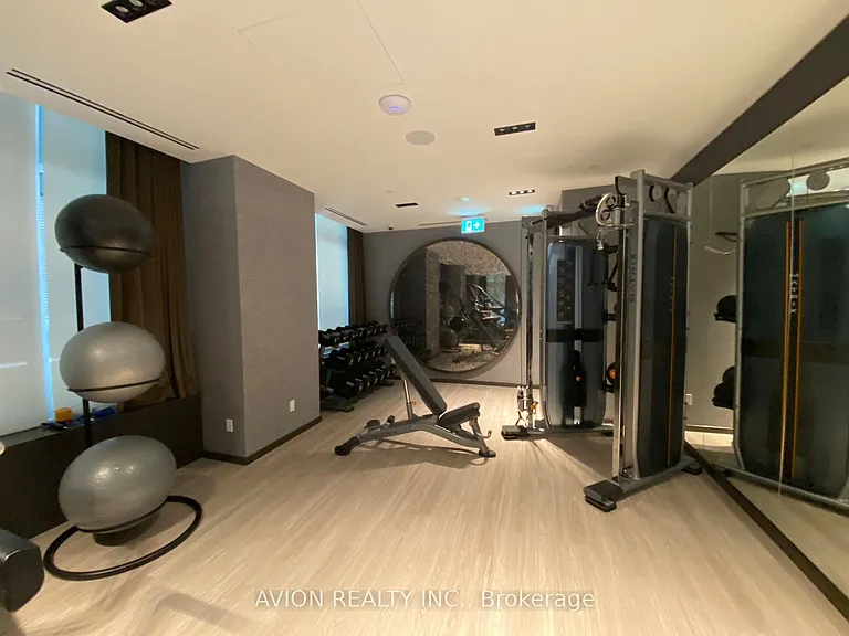 771 Yonge St #1205 — Photo 19