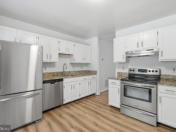 5th image of 5734 Lakeside Oak Ln