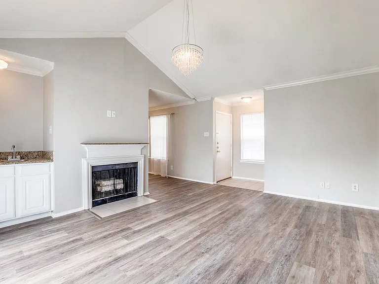 5300 Keller Springs Rd #2086 — Photo 4