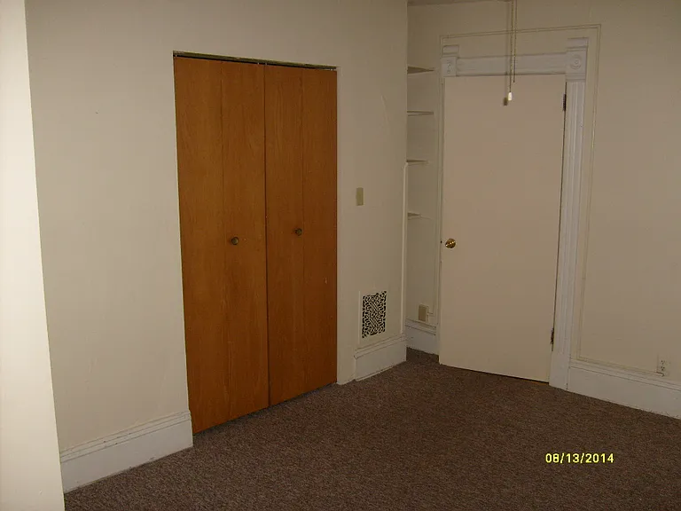 1005 Grant St — Photo 4