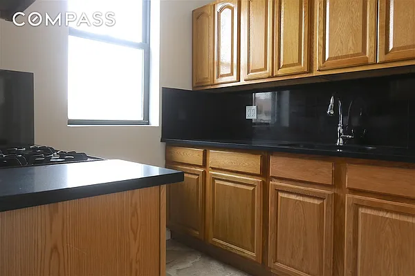 Rented by Compass | media 11