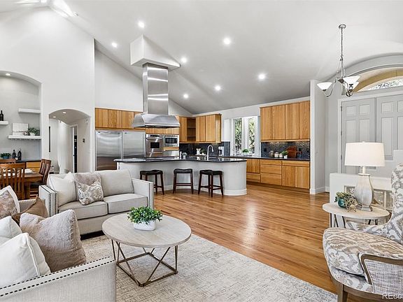 3rd image of 8181 Inca Road