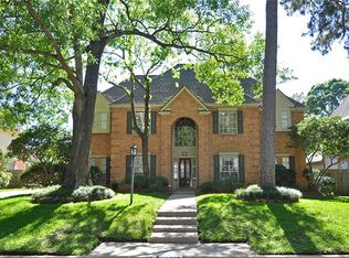 1919 Windy Green Dr, Kingwood, TX 77345