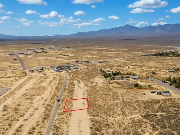 5881 N Goleta Ave, Pahrump, NV 89060