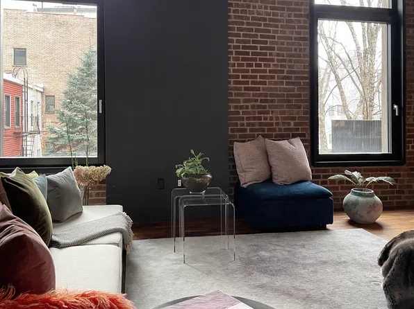 533 Leonard Street image 7 of 25