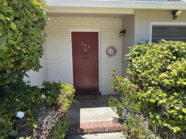 346 Rolling Hills Ave — Photo 1