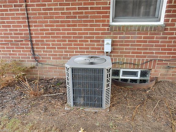 5th image of 1412 Gulling Ave