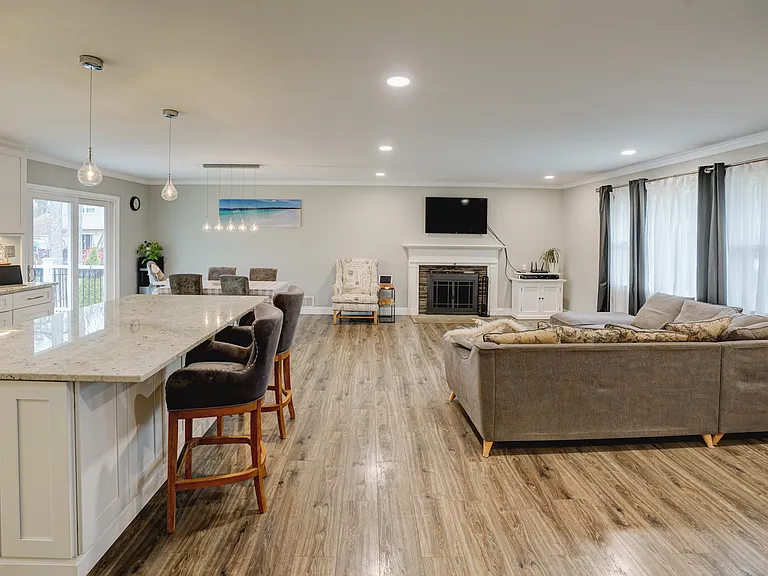 81 George Ave — Photo 7