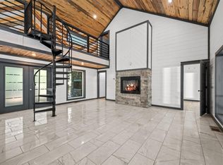 15 Sea Doo Ln, Broken Bow, OK 74728