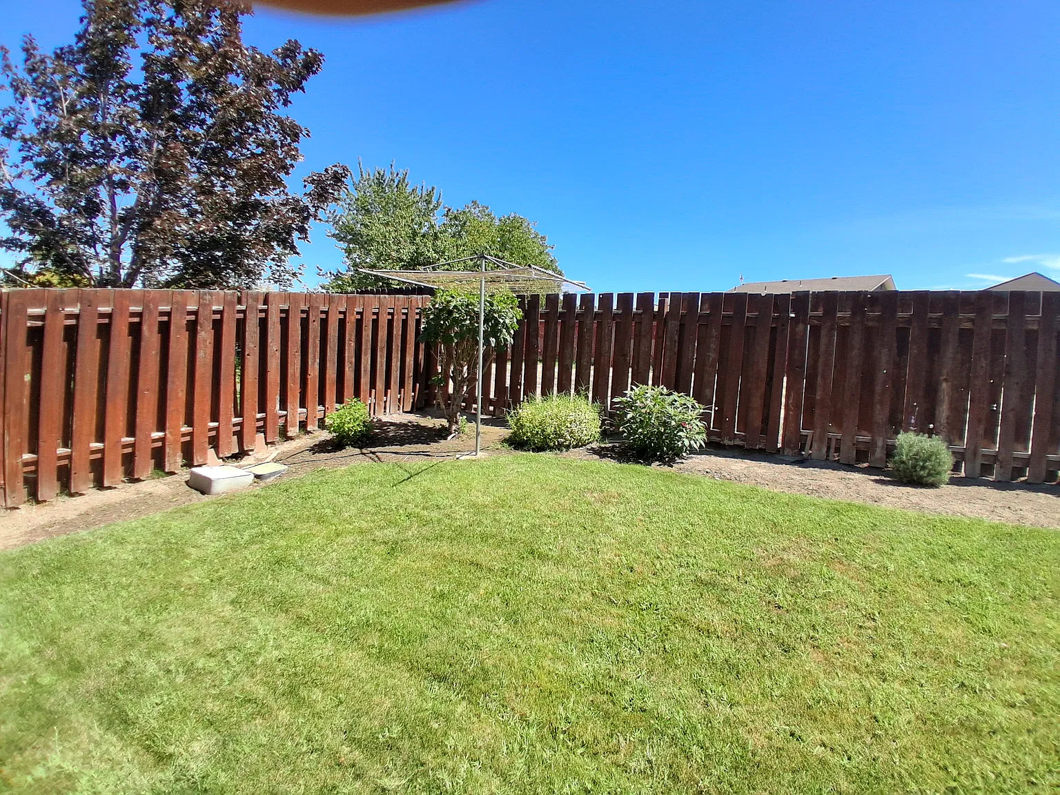 3 bed, 1826 sqft, $1,850 — Photo 3
