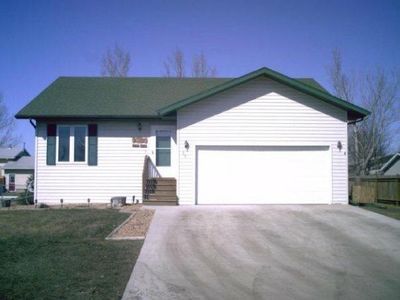 25 4th St SE, Warner, SD, 57479