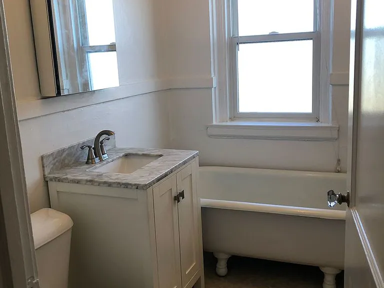 178 Summit Ave — Photo 9