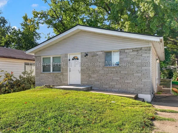 12049 Larimore Rd, Saint Louis, MO 63138