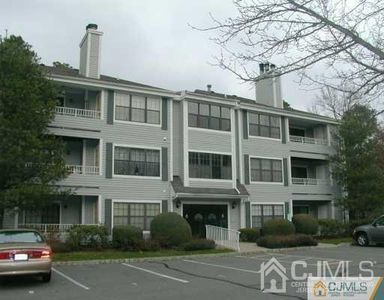 605 Chester Ct, Helmetta, NJ, 08828