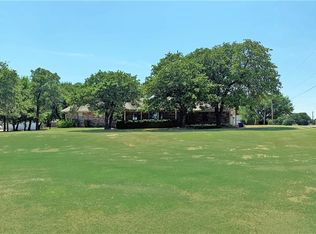 1515 W Ridgecrest Dr, Guthrie, OK 73044