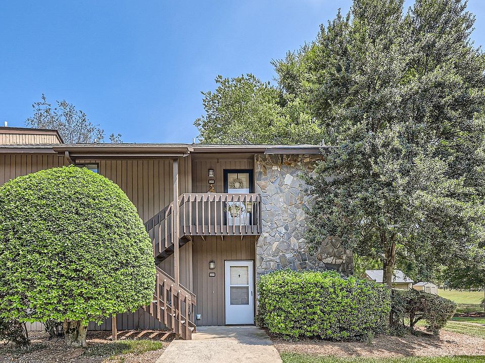 1st image of 412 Mallard Head Ln