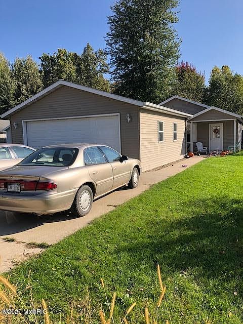 1st image of 12965 Sweetland Dr