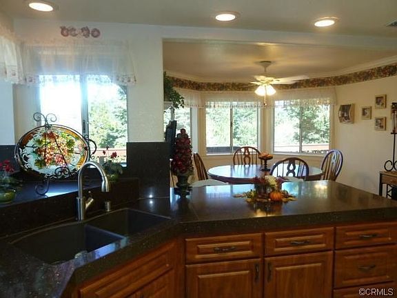 3rd image of 495 Brentwood Dr