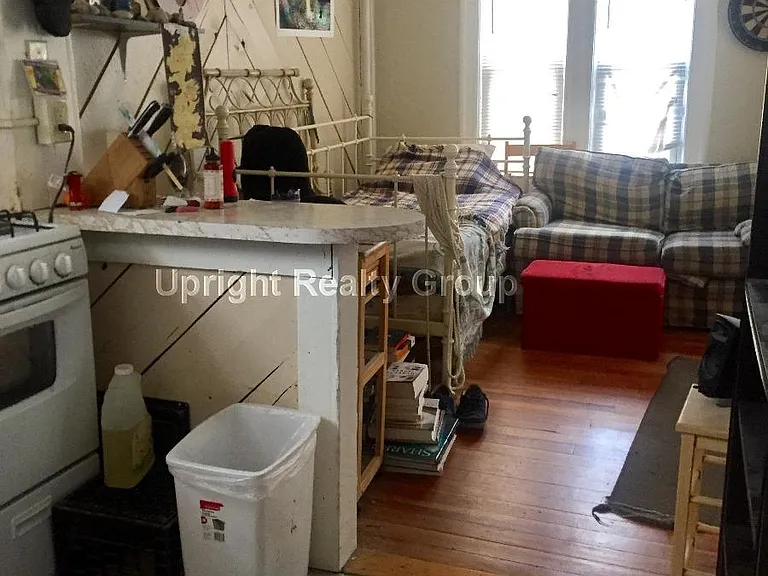 Trident Ave — Photo 2