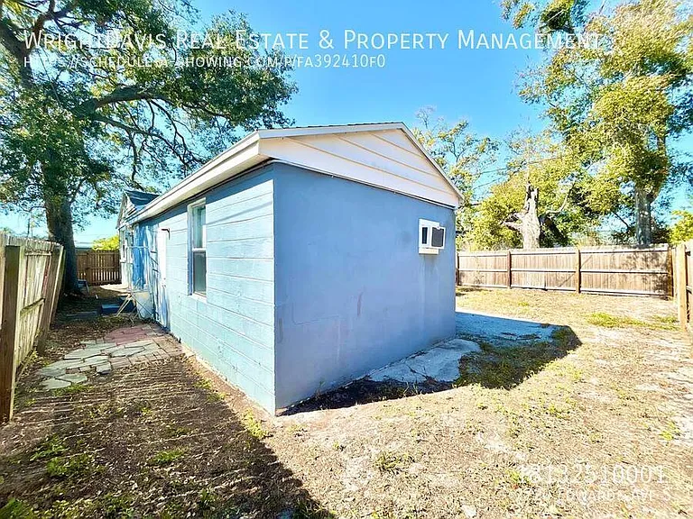 2720 Edwards Ave S — Photo 20