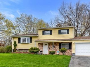 3 Judy Rd, Succasunna, NJ 07876