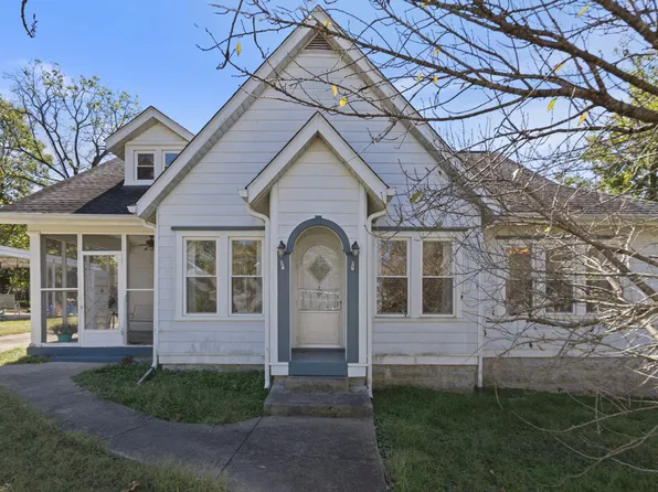 115 Perry St, Centerville, TN 37033