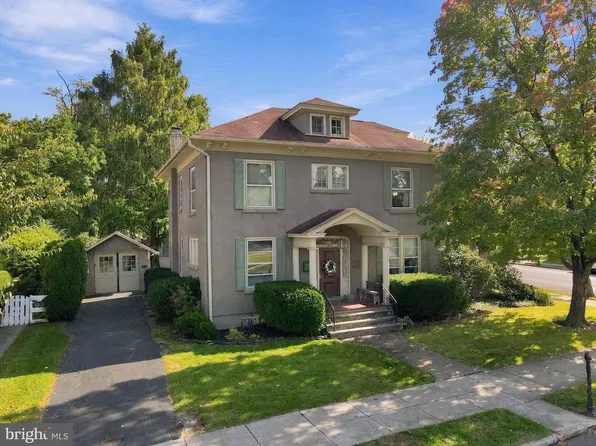 204 5th Ave, Chambersburg, PA 17201