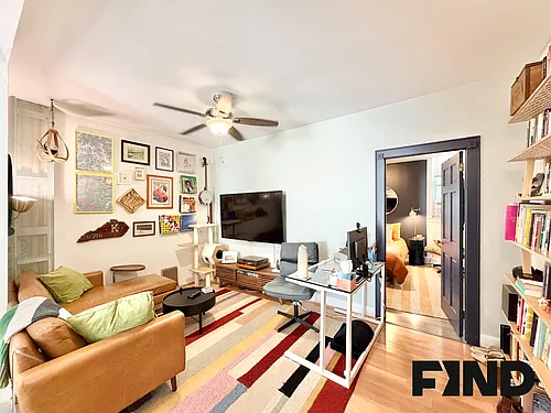 609 6th Ave #1 Photo 1