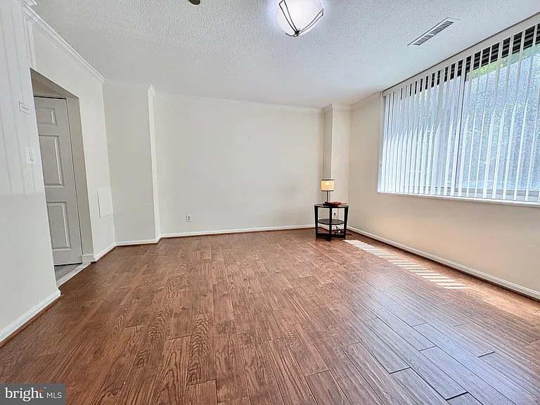 3713 George Mason Dr #T5W — Photo 14