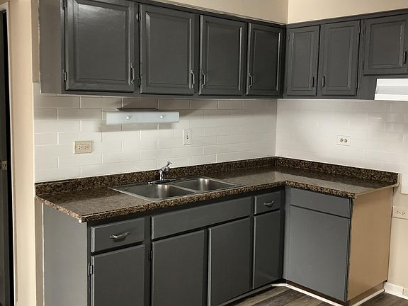 4th image of 1205 E Long Valley Dr APT 1B