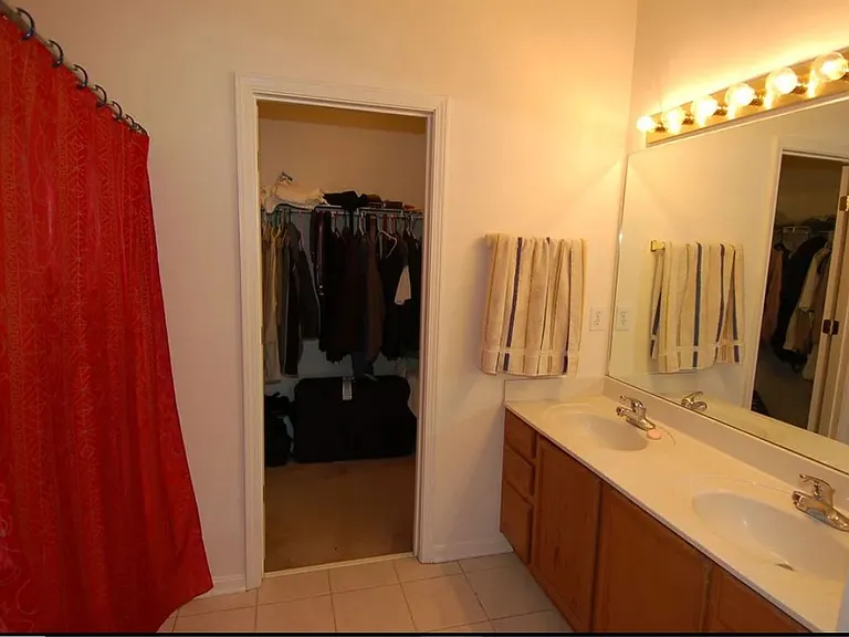 9406 Harlow Ct — Photo 12