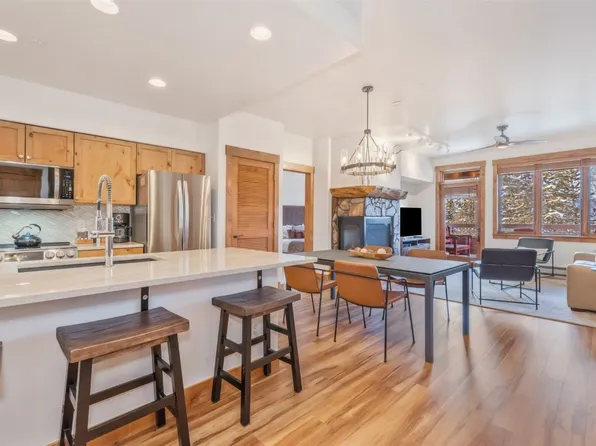 2920 Village Dr #2205, Steamboat Springs, CO 80487