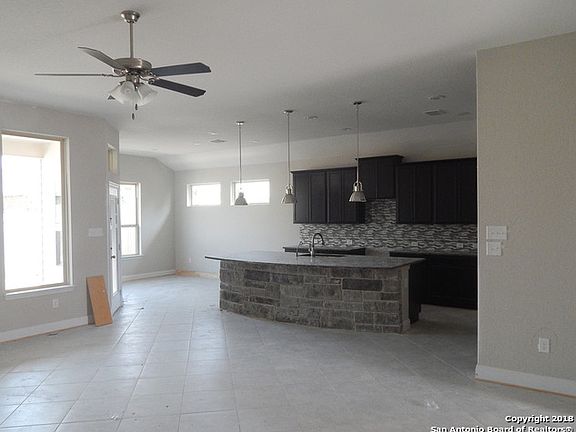 4th image of 2965 Sunridge Dr