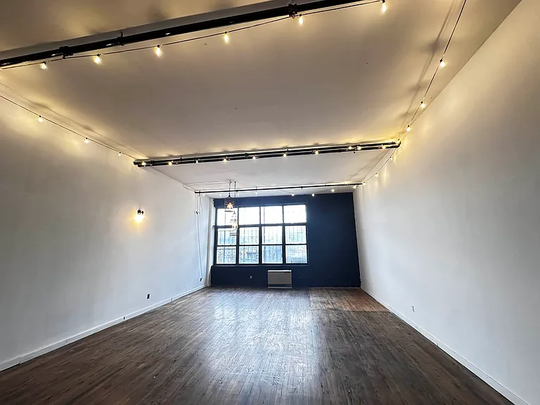 260 Moore St #110 — Photo 17