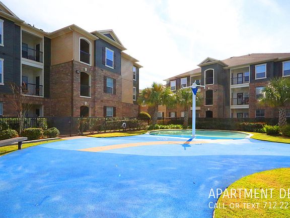 2nd image of 1117 Falcon Park Dr #3873