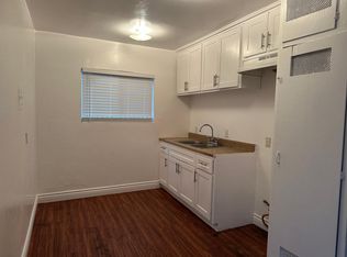 234 E Century Blvd, Los Angeles, CA 90003