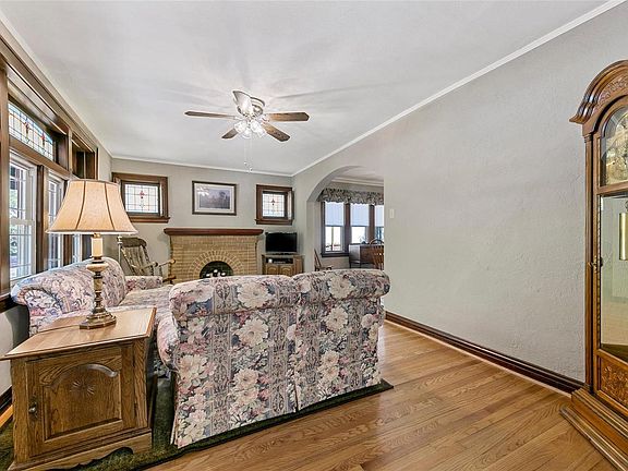 5th image of 6130 Arendes Dr