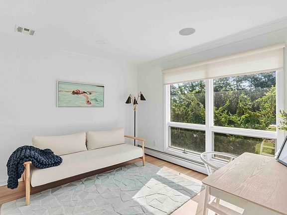 3rd image of 50 Sunset Ave