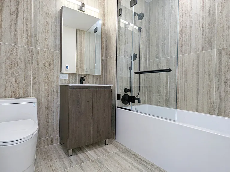 388 Vernon Ave #503 — Photo 9