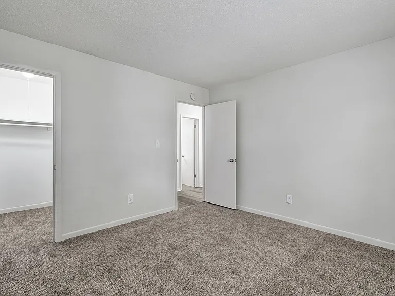 Magnolia - Bedroom 3