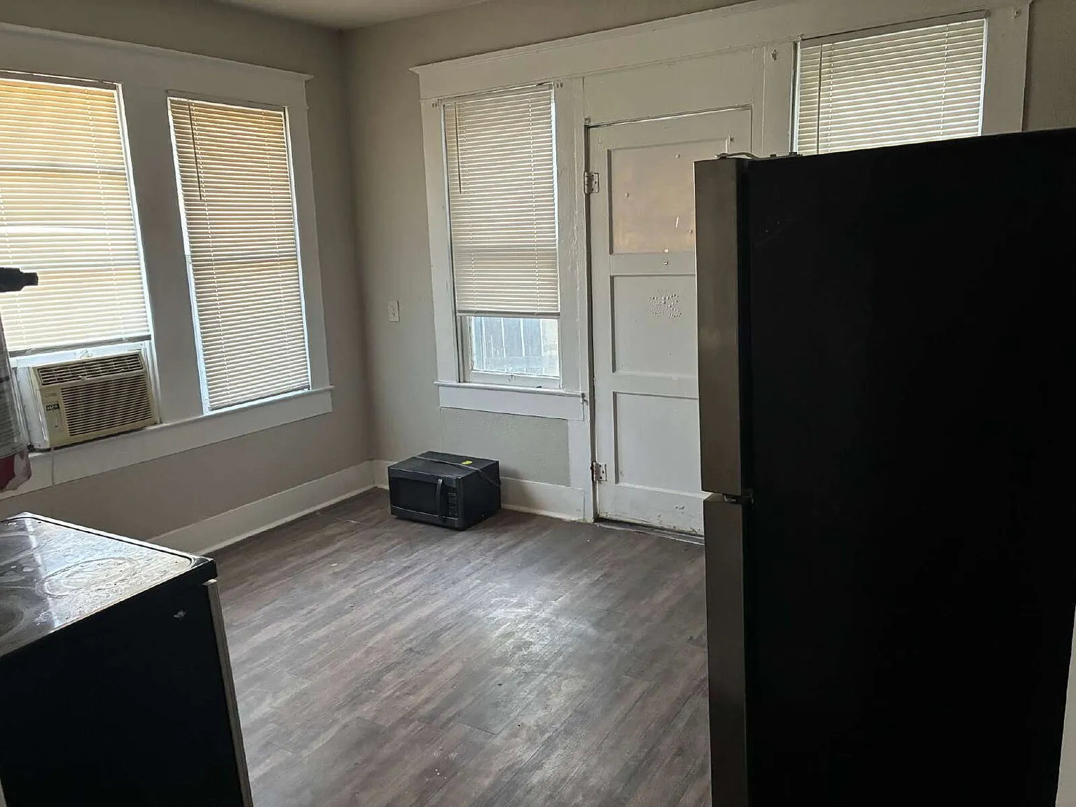 214 E Huff Ave — Photo 4