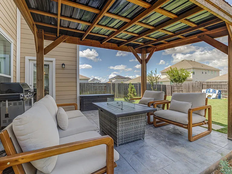 224 Stein Rd — Photo 42