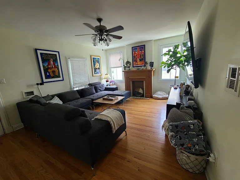 6122 Canal Blvd — Photo 2