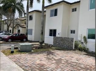 680 NW 5th St, Florida City, FL 33034
