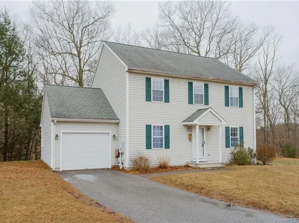 150 Ridgewood Rd, Willimantic, CT 06226