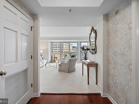 5th image of 5600 Wisconsin Ave #1-1305