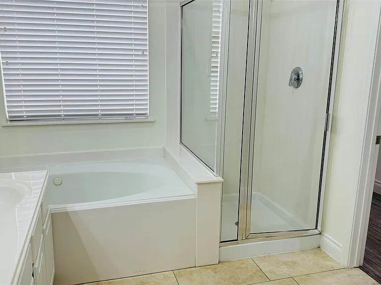 20210 Glen Burn Ct — Photo 14