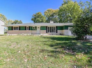 1716 Georgetown Dr, Champaign, IL 61821
